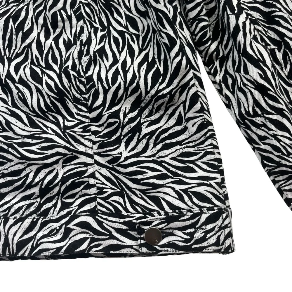 Disney D-Signed Girl’s XL Black White, Zebra Print Button Cotton Jacket #L865JC1